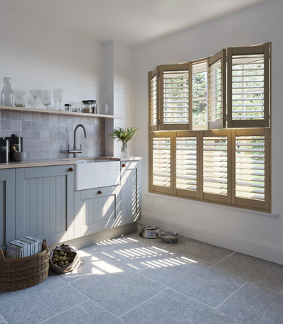 files/Antique_Oak_in_Kitchen.jpg